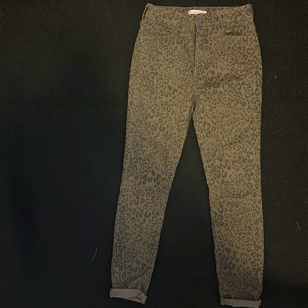 High Rise Leopard Jeans